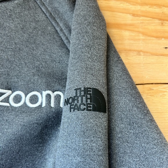 The North Face Women's Medium Full Zip ZOOM Jacket Gray - Picture 4 of 11